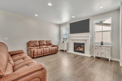Tiny photo for 2434 N EURASION CRANE RD, Clinton, UT 84015 (MLS # 2147836)