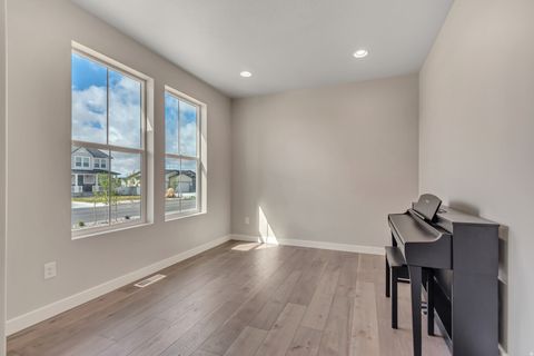 Tiny photo for 2434 N EURASION CRANE RD, Clinton, UT 84015 (MLS # 2147836)