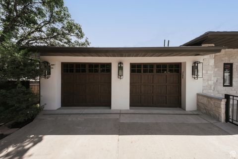 Tiny photo for 2108 S SCENIC DR, Salt Lake City, UT 84109 (MLS # 2093442)