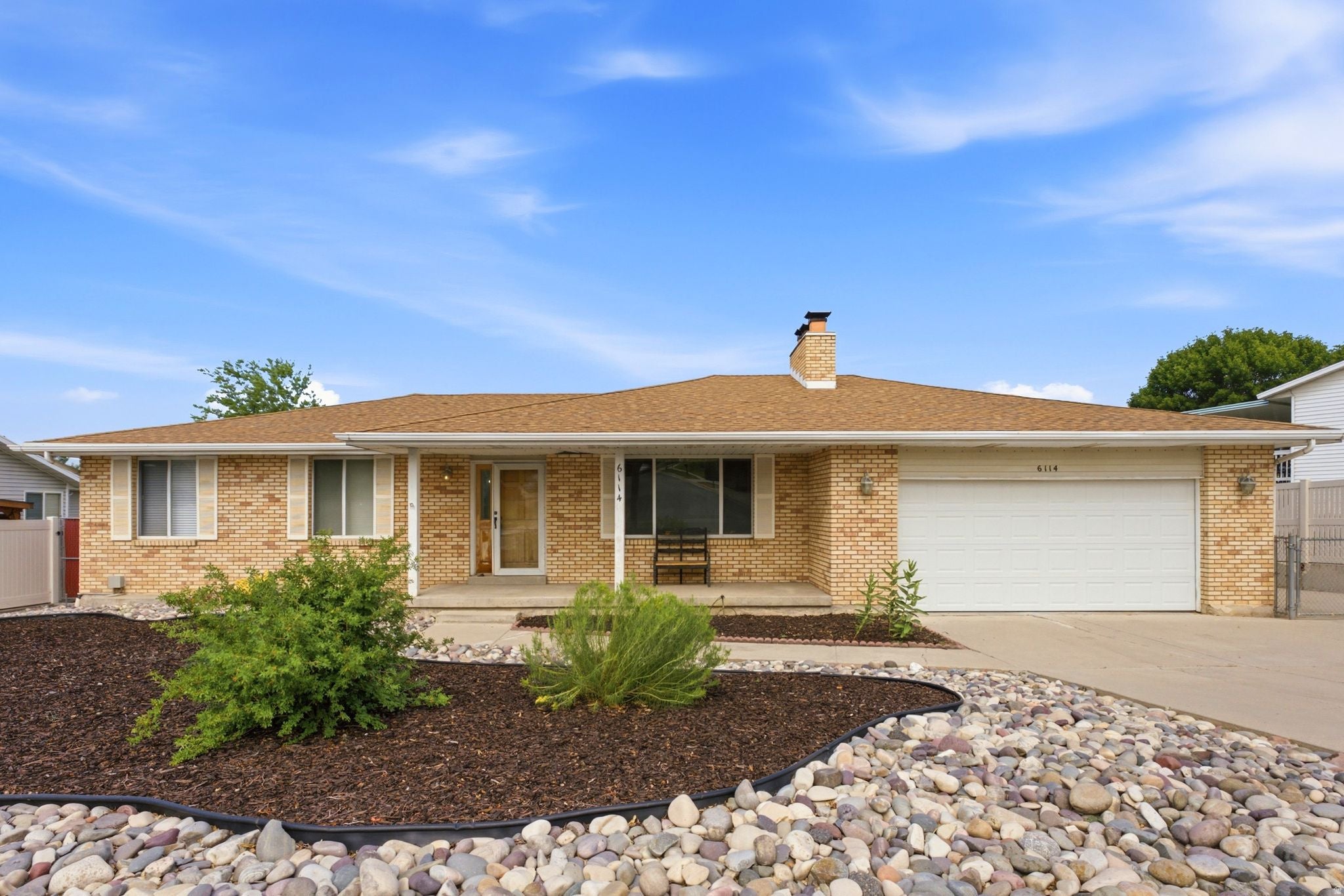Photo 1 of 35 — 6114 S RED OAKS DR, Murray, UT 84123