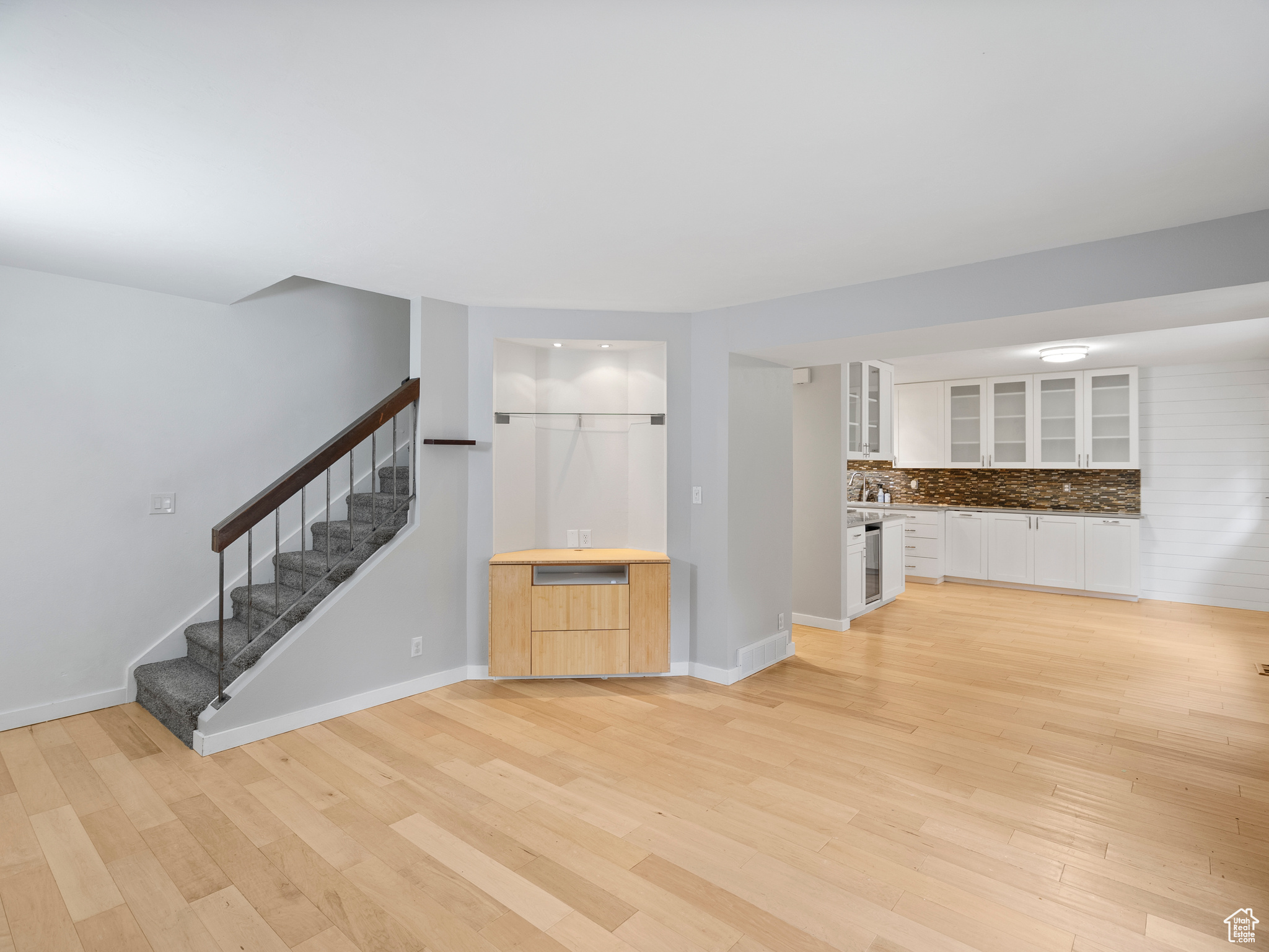 HIDDEN VILLAGE - Residential