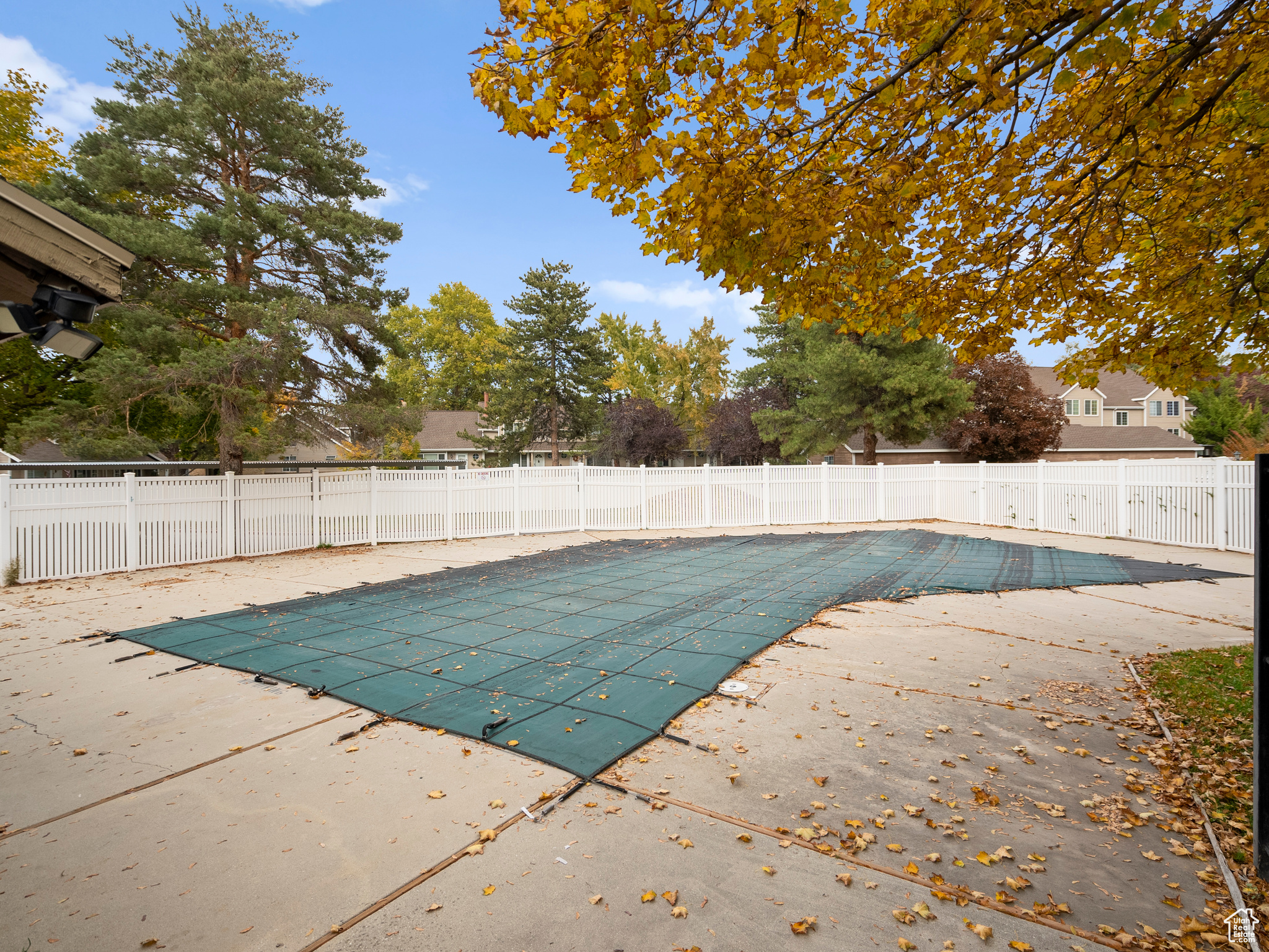 HIDDEN VILLAGE - Residential