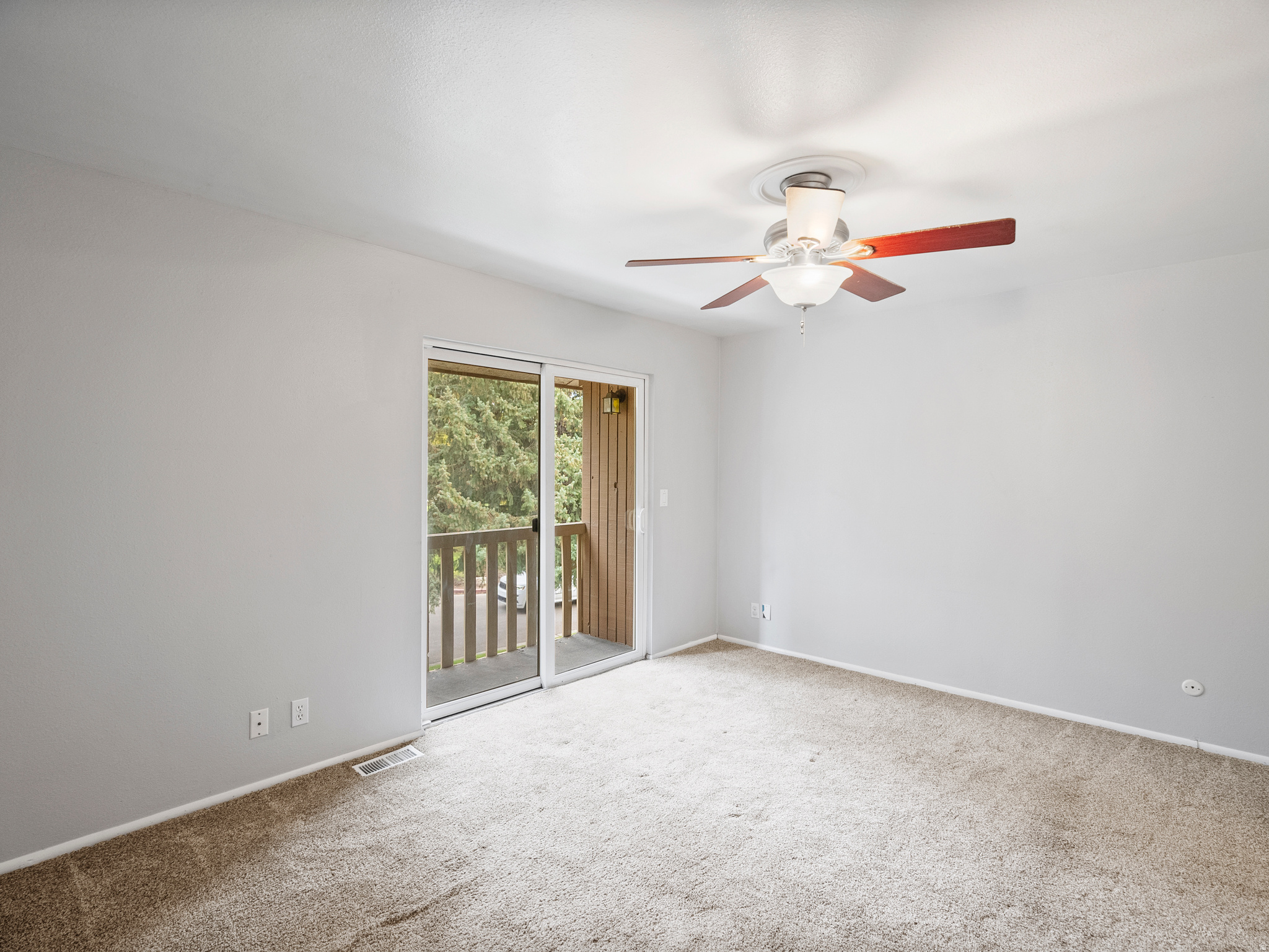 HIDDEN VILLAGE - Residential