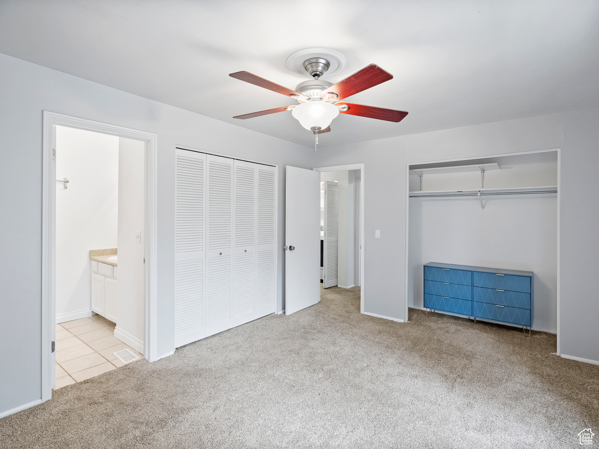 HIDDEN VILLAGE - Residential