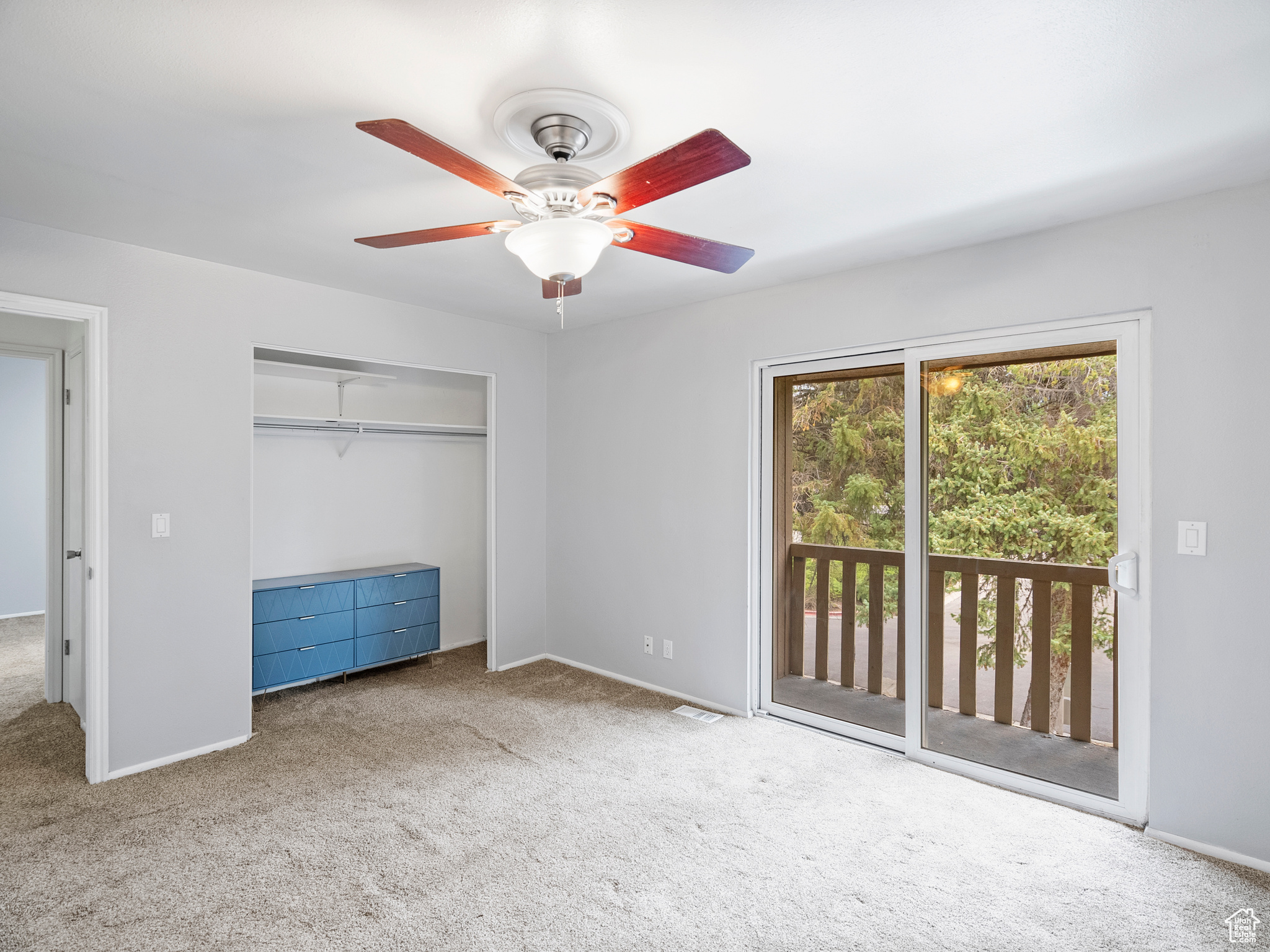 HIDDEN VILLAGE - Residential