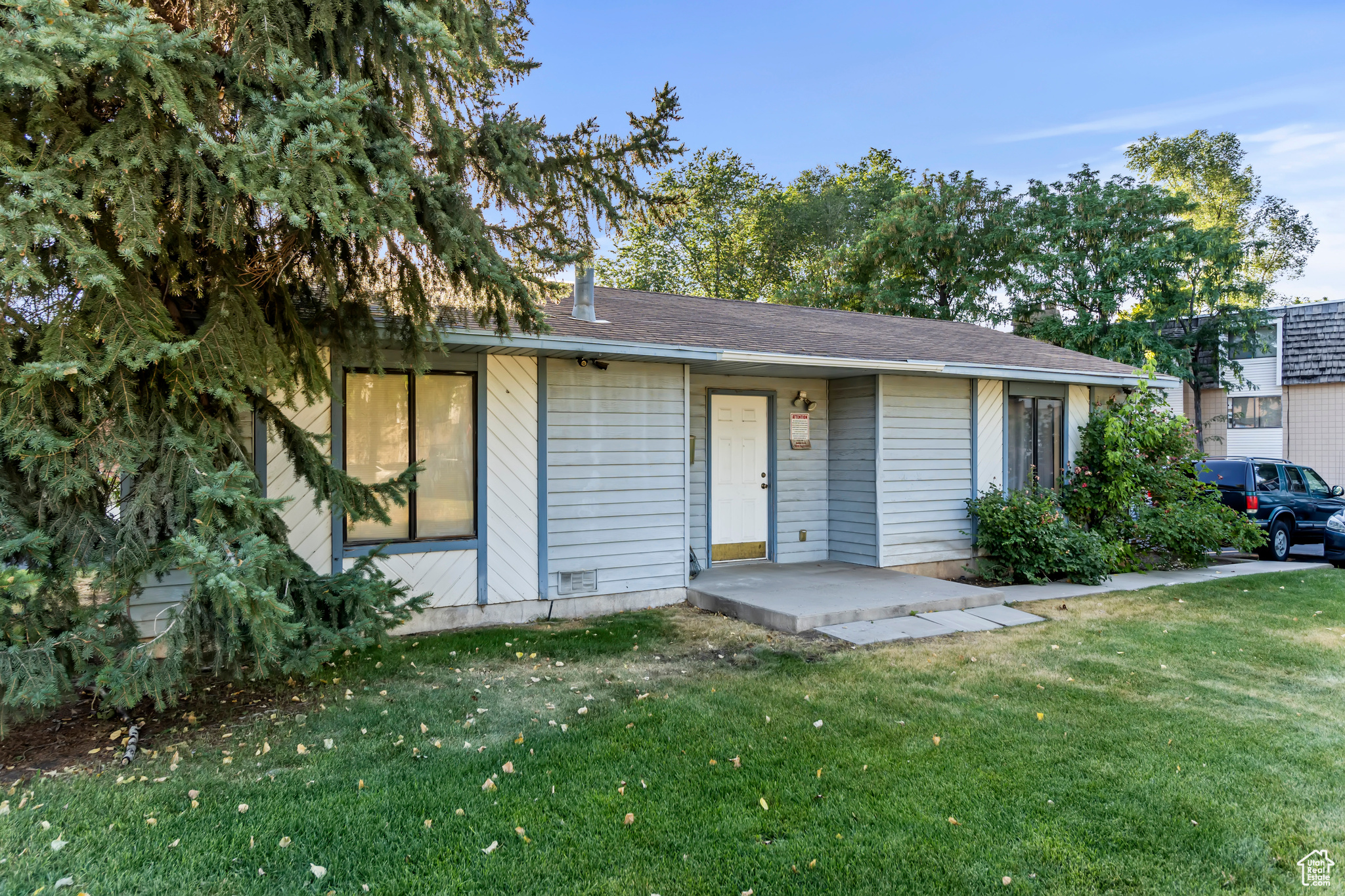HOBBLE CREEK CONDOS - Residential