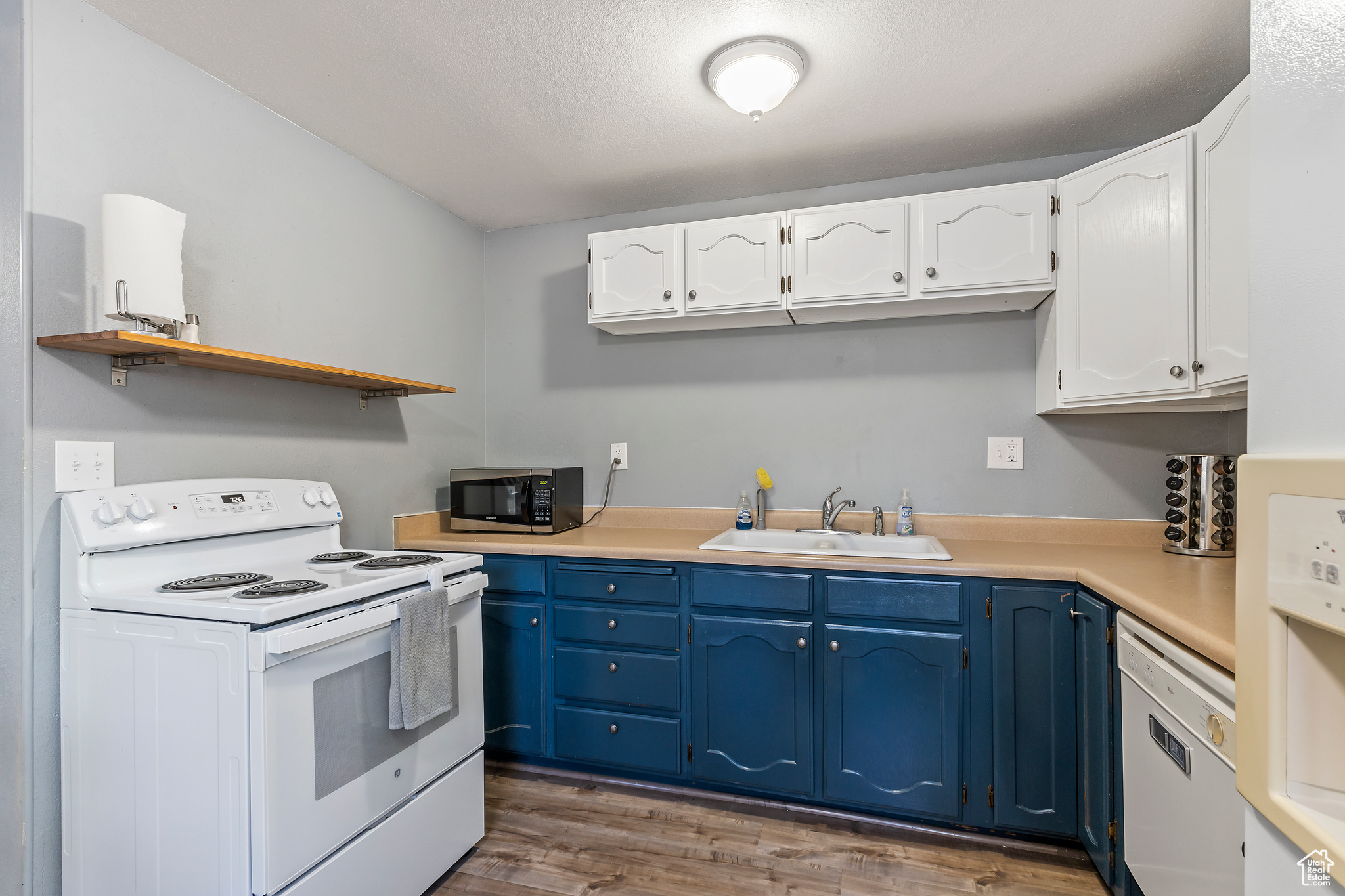 HOBBLE CREEK CONDOS - Residential