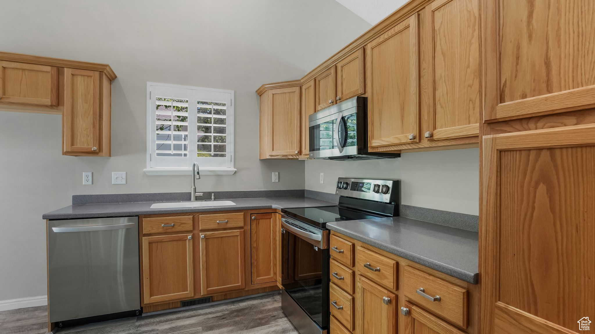 3062 W Davencourt Loop, Lehi, Utah image 4