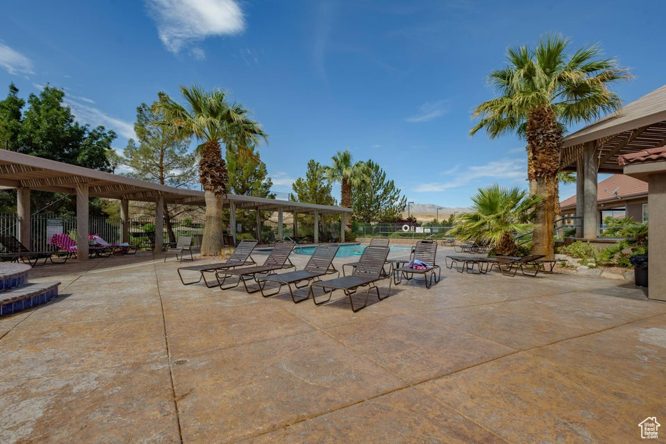 CRESCENT POINTE AT SUNBROOK - Residential