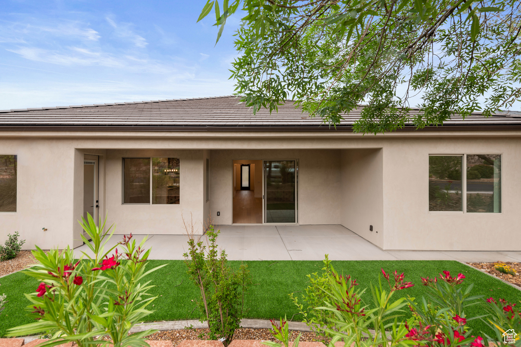 CRESCENT POINTE AT SUNBROOK - Residential