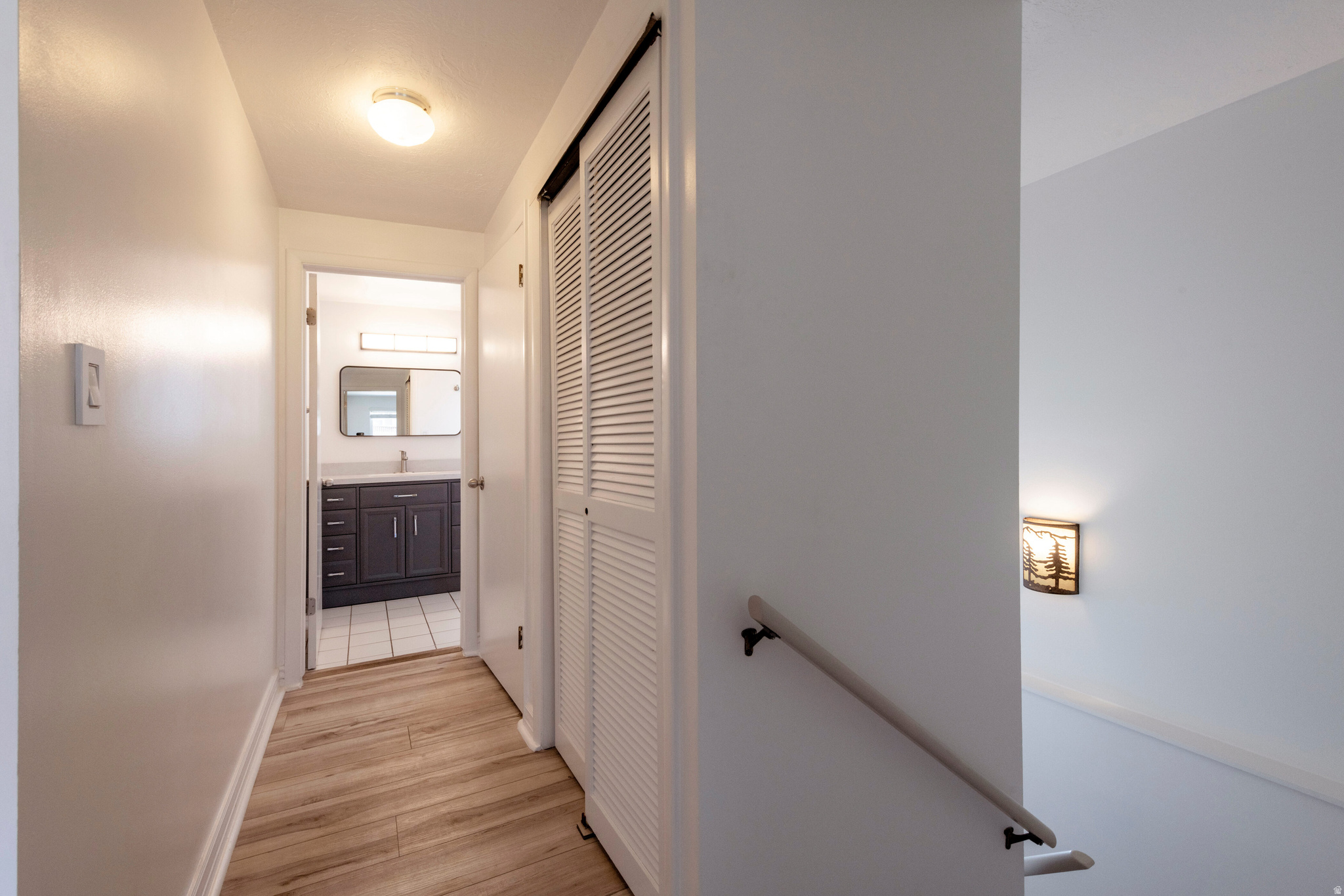 WELLINGTON CIRCLE SUB - Residential Income