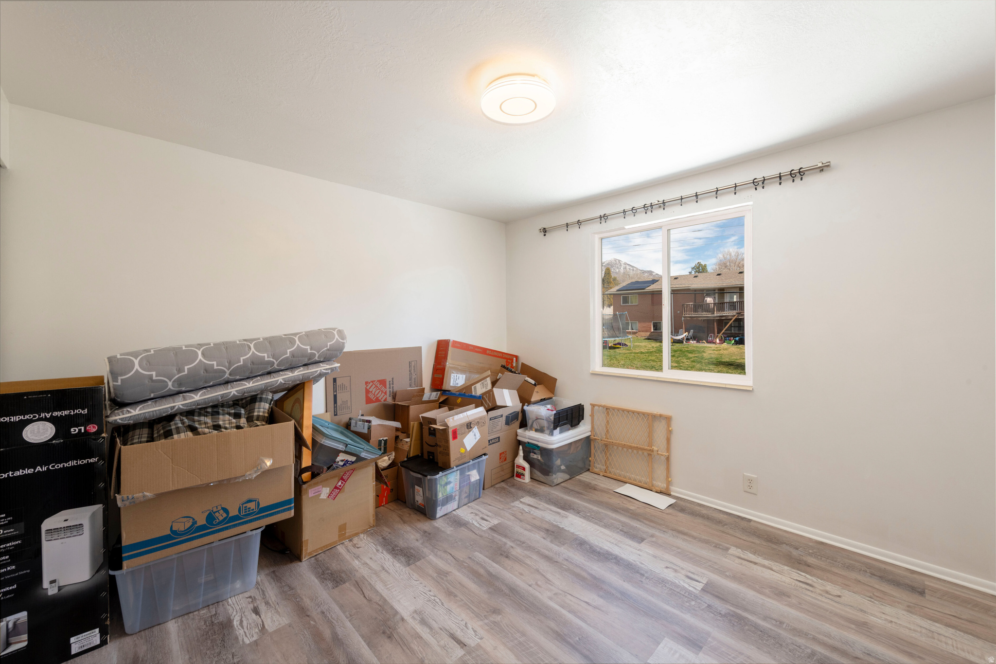 WELLINGTON CIRCLE SUB - Residential Income