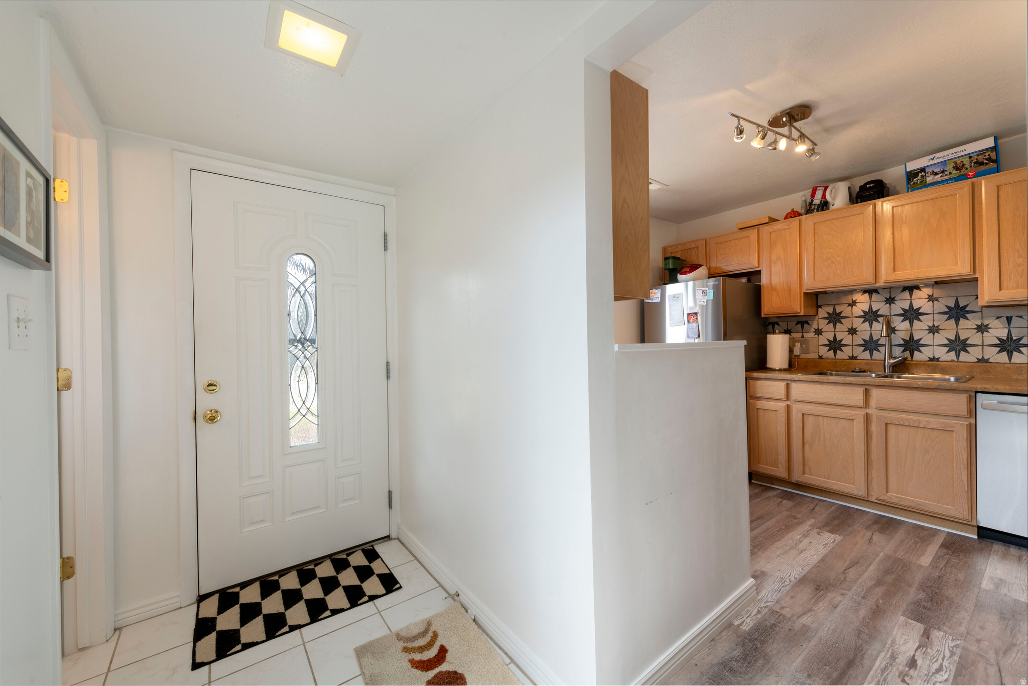 WELLINGTON CIRCLE SUB - Residential Income