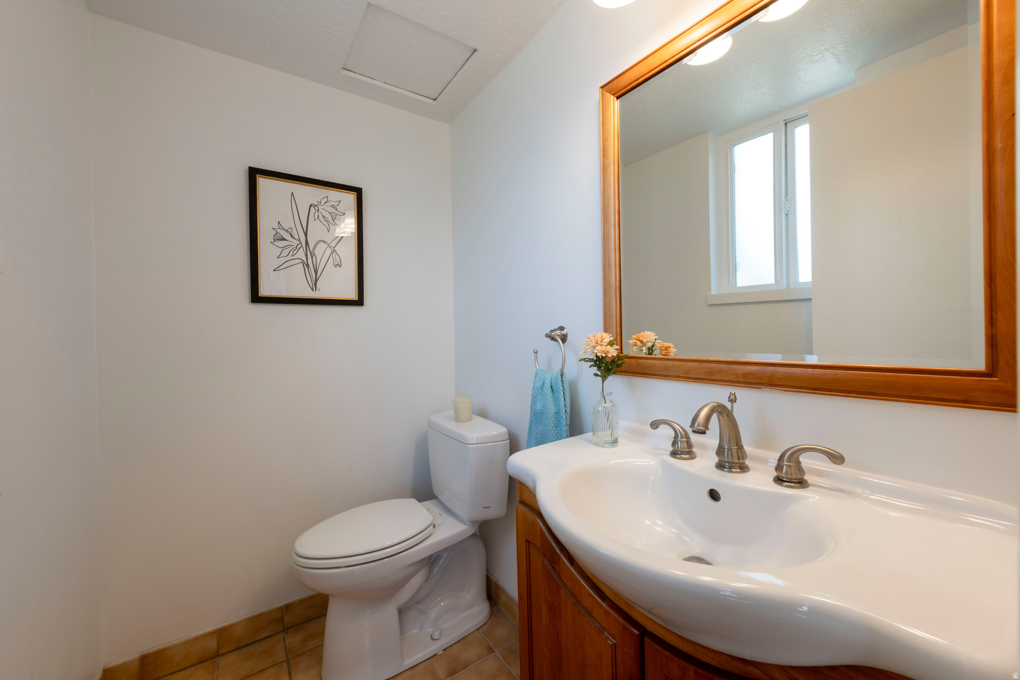 WELLINGTON CIRCLE SUB - Residential Income