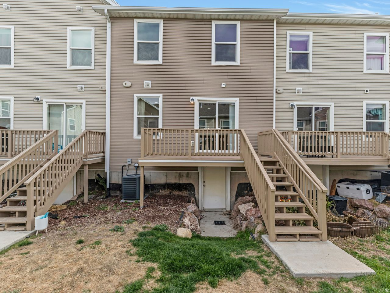 SUNSET PLACE TOWNHOU - Residential