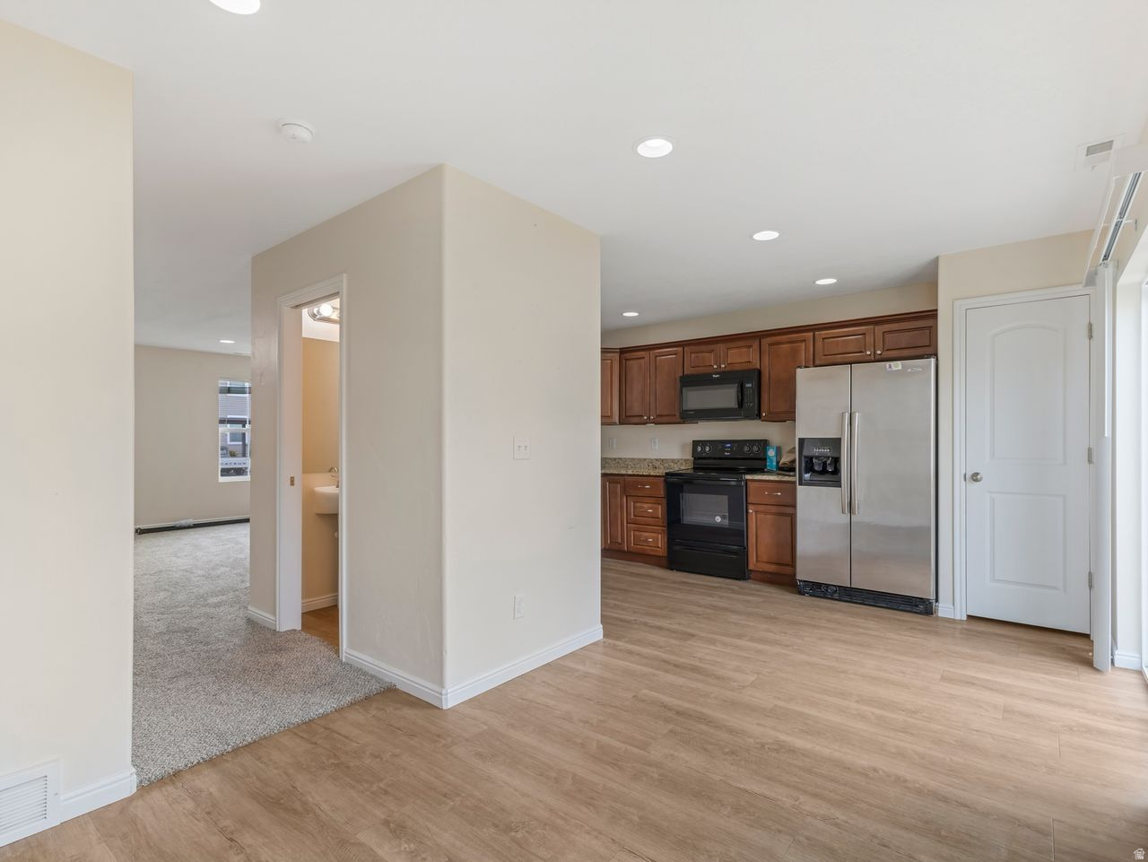 SUNSET PLACE TOWNHOU - Residential