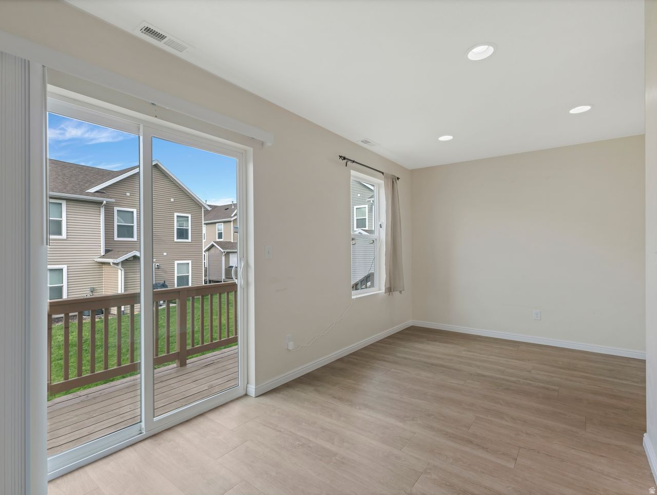 SUNSET PLACE TOWNHOU - Residential