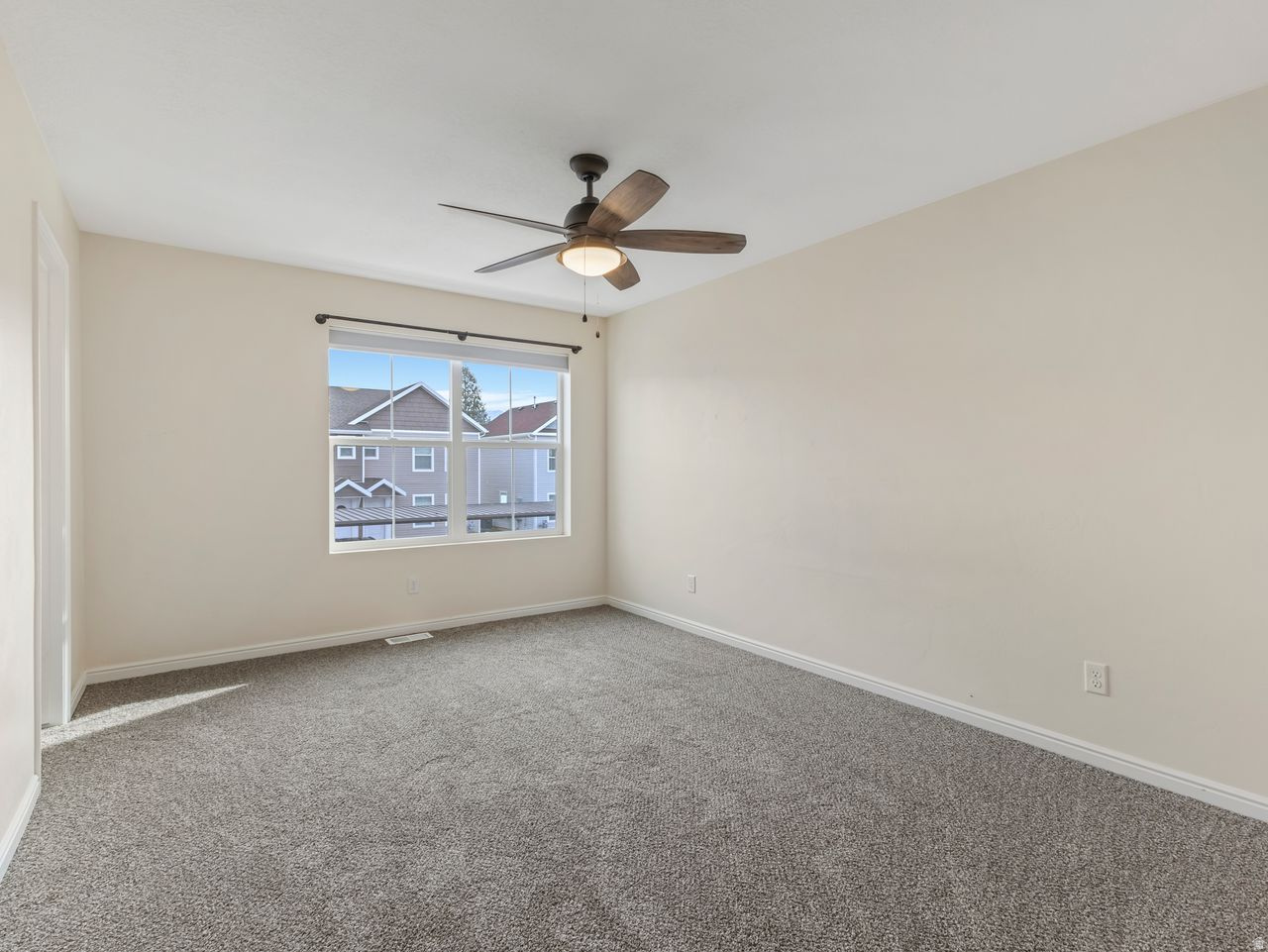 SUNSET PLACE TOWNHOU - Residential