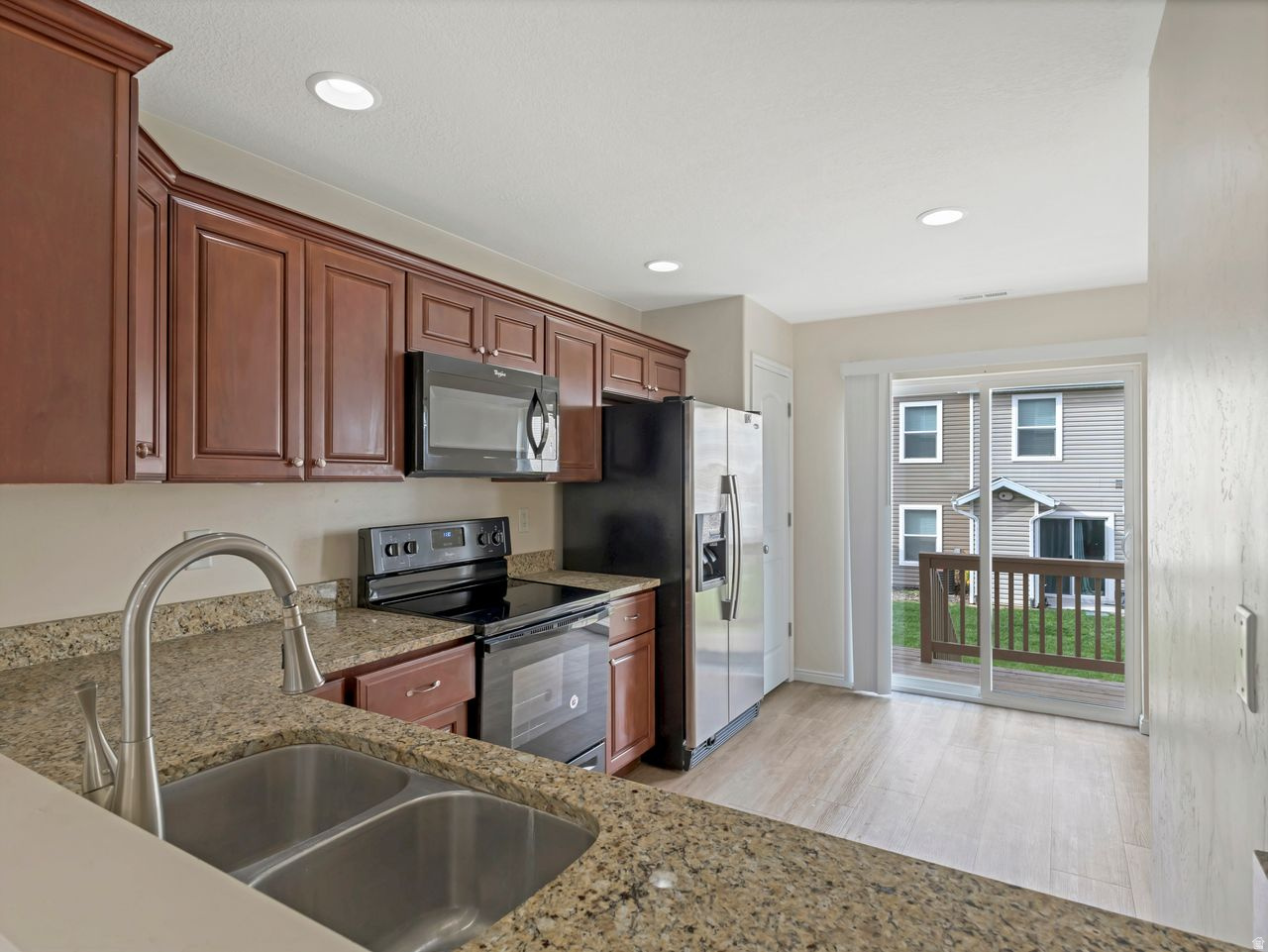 SUNSET PLACE TOWNHOU - Residential