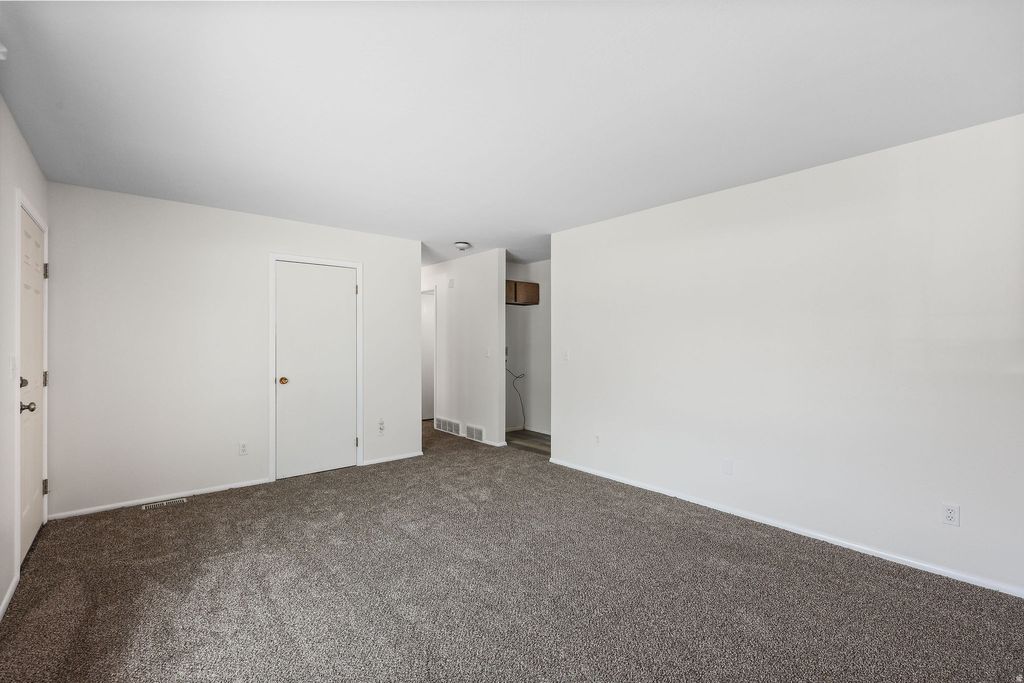 Photo of 1130 S COTTONWOOD CT, Garland, UT 84312 (MLS # 2153954)