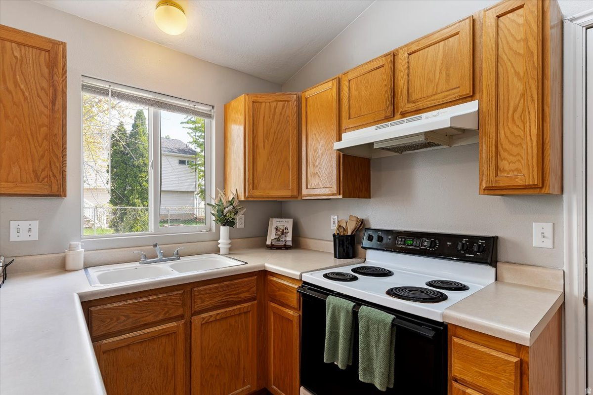 SILVERWOOD ESTATES - Residential