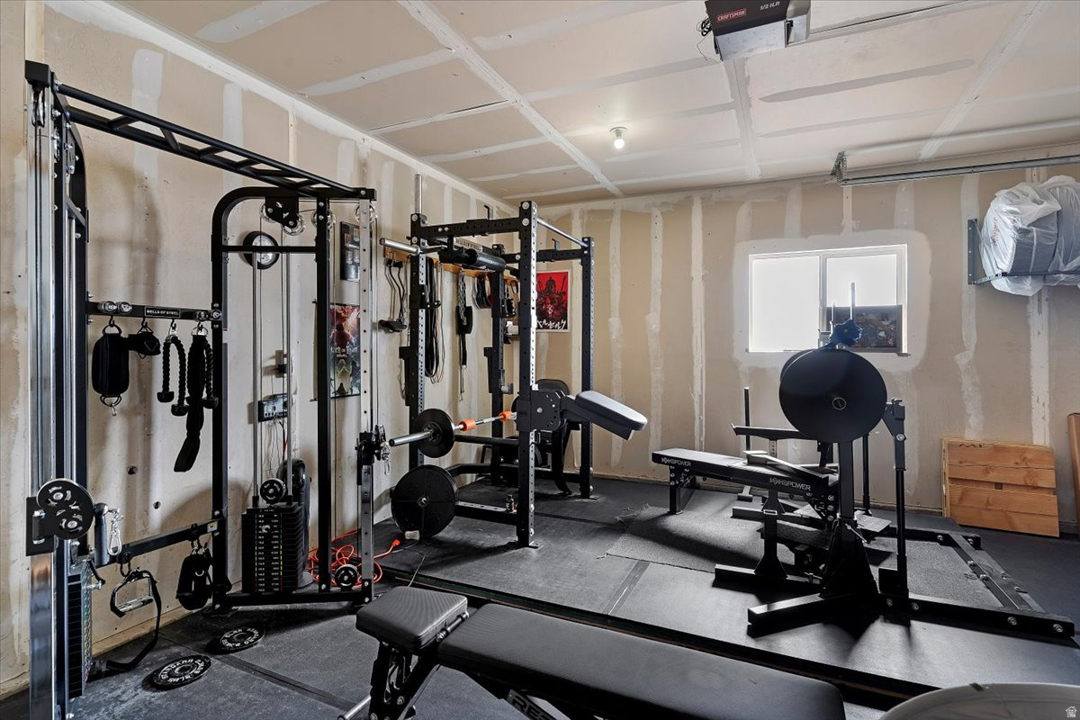 SILVERWOOD ESTATES - Residential