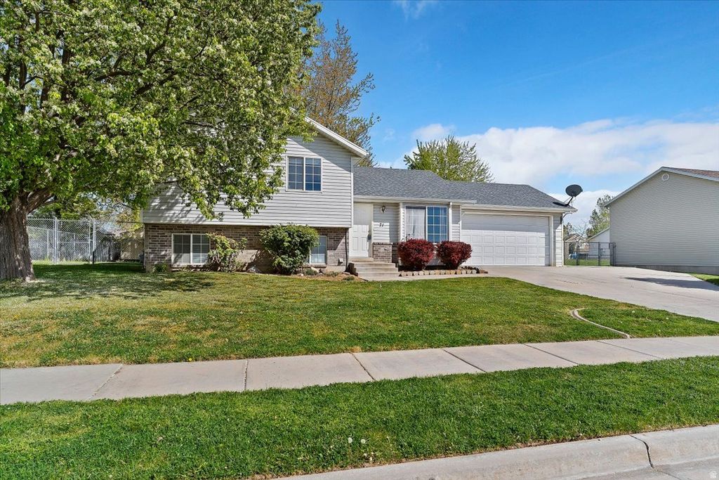 Photo of 71 S 1700 W, West Point, UT 84015 (MLS # 2149328)