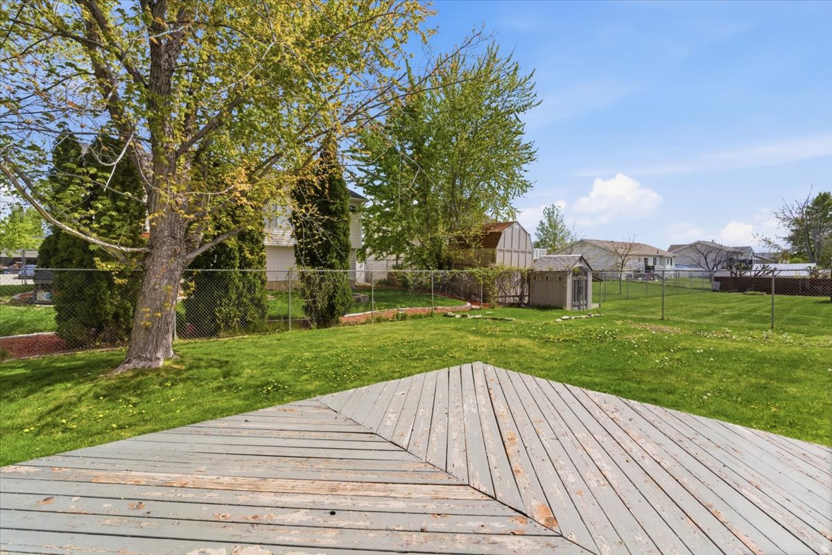 SILVERWOOD ESTATES - Residential