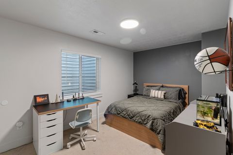 Tiny photo for 316 BELLA VIDA DR, North Salt Lake, UT 84054 (MLS # 2143477)