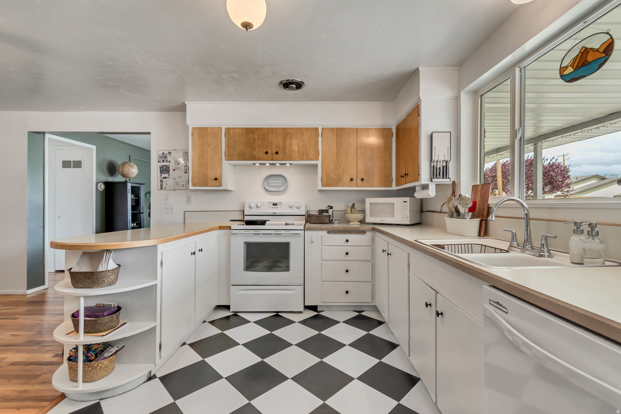 BEST VIEW - Residential