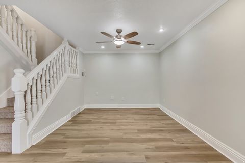 Tiny photo for 111 CANDLEWOOD PL, Provo, UT 84604 (MLS # 2129249)