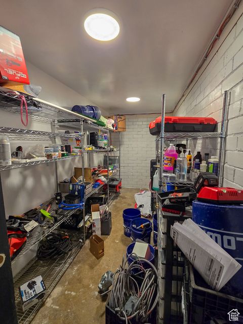 Tiny photo for 366 W 1000 N, Bountiful, UT 84010 (MLS # 2118725)
