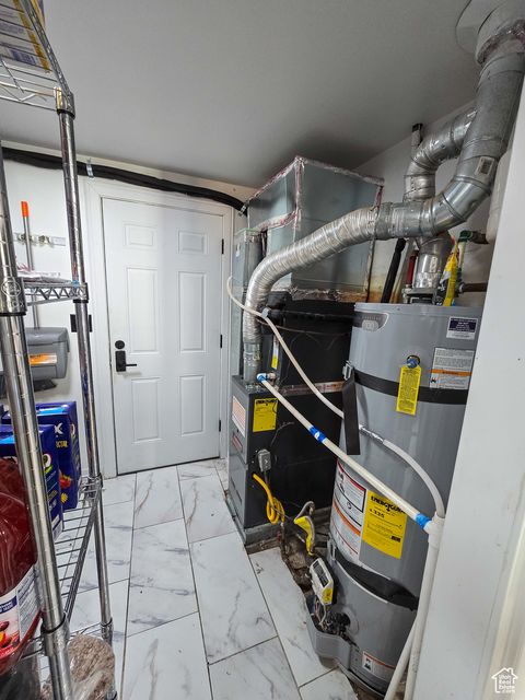 Tiny photo for 366 W 1000 N, Bountiful, UT 84010 (MLS # 2118725)