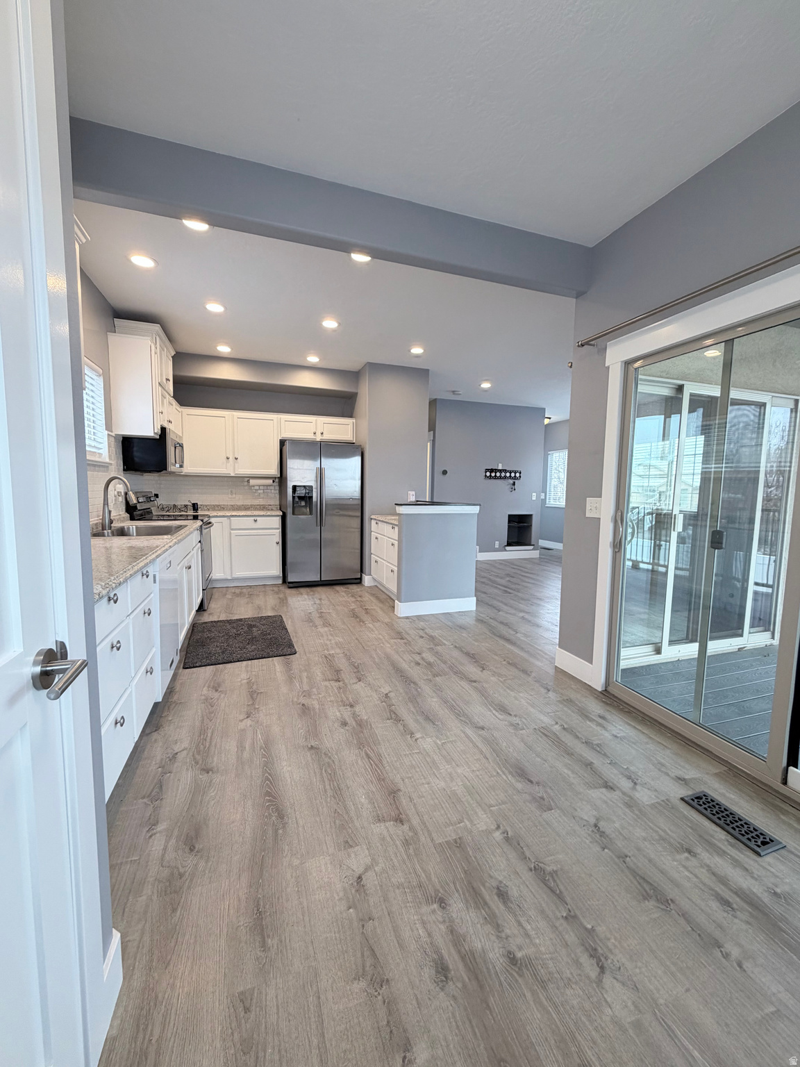 POINTE MEADOWS PHASE X - Residential