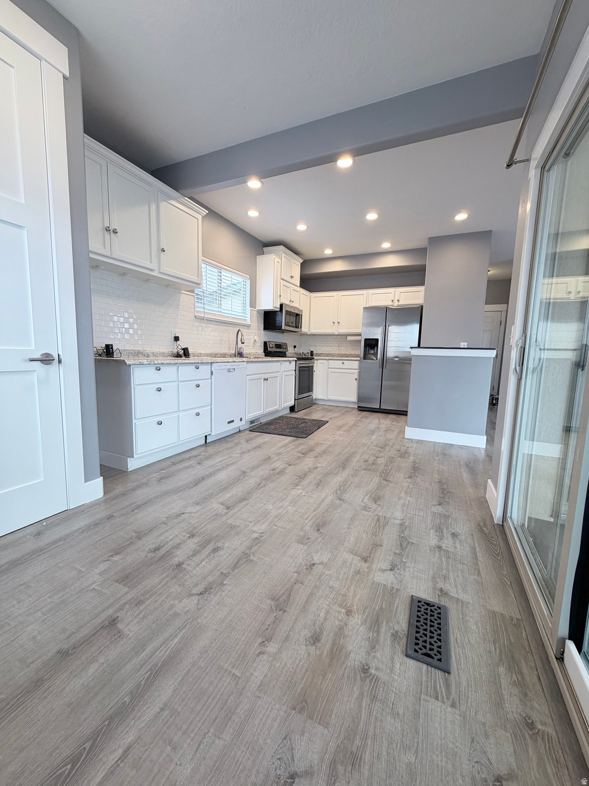 POINTE MEADOWS PHASE X - Residential