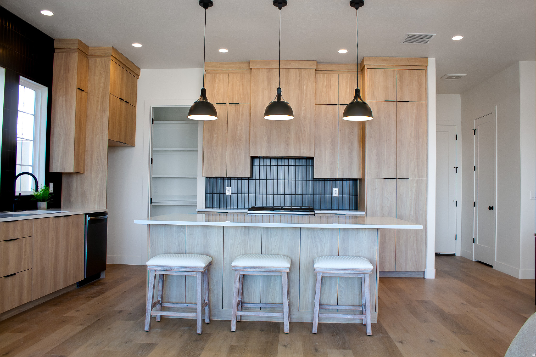 DAYBREAK - Residential Income