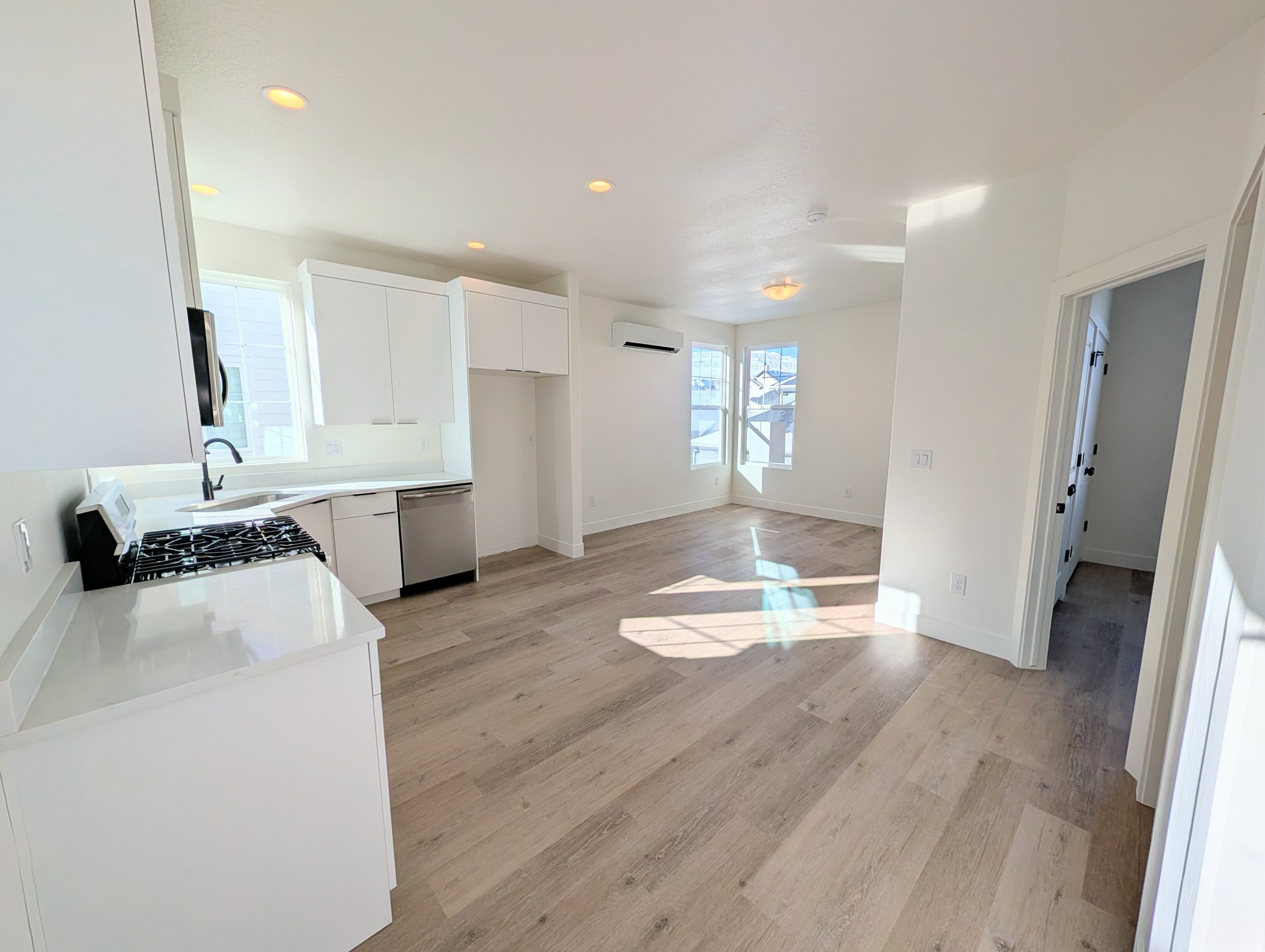 DAYBREAK - Residential Income