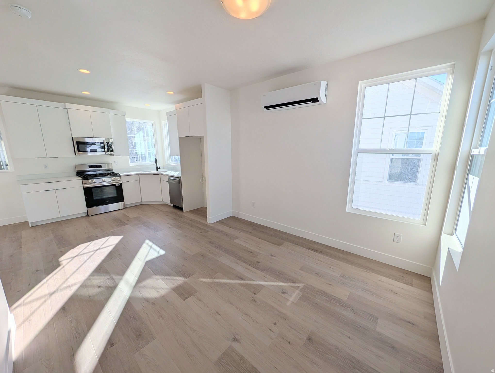 DAYBREAK - Residential Income