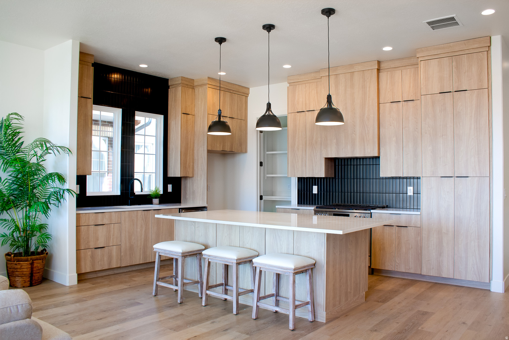 DAYBREAK - Residential Income