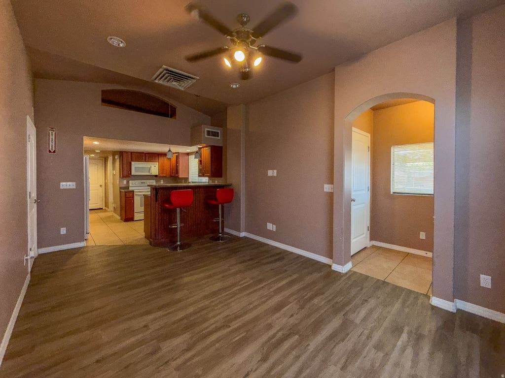Photo of 3674 S STATE ST #5, South Salt Lake, UT 84115 (MLS # 2181057)