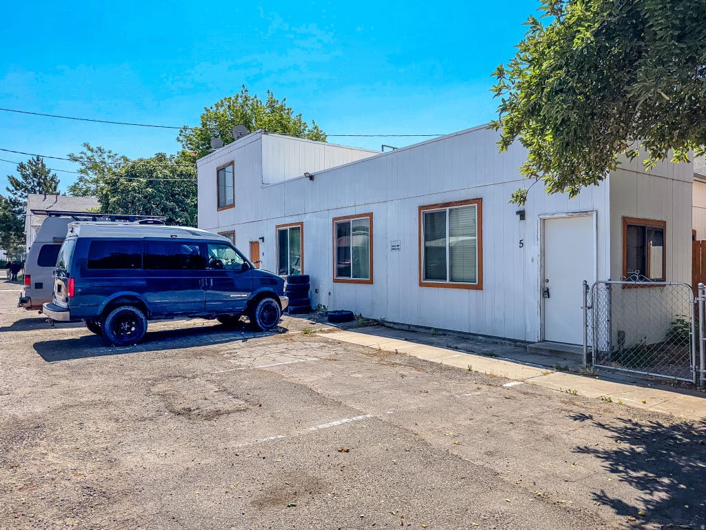 Photo of 3674 S STATE ST #5, South Salt Lake, UT 84115 (MLS # 2181057)