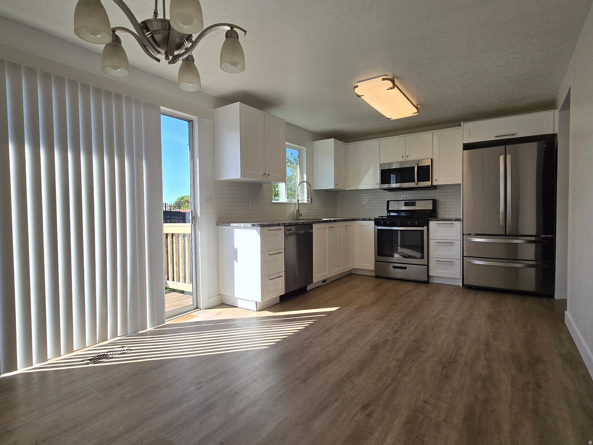 SUNDOWN SUB #4 - Residential