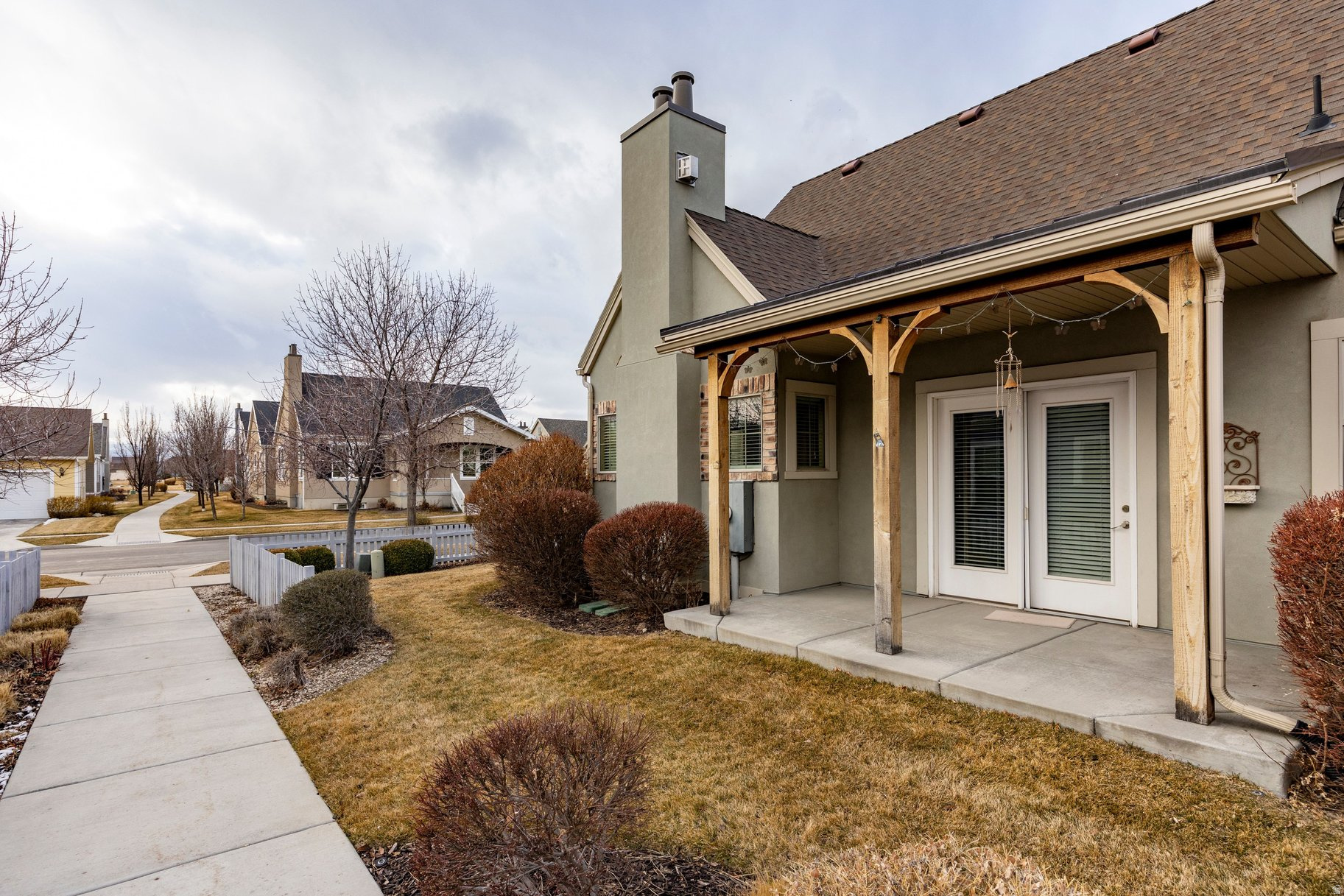 DAYBREAK GARDEN PARK - Residential