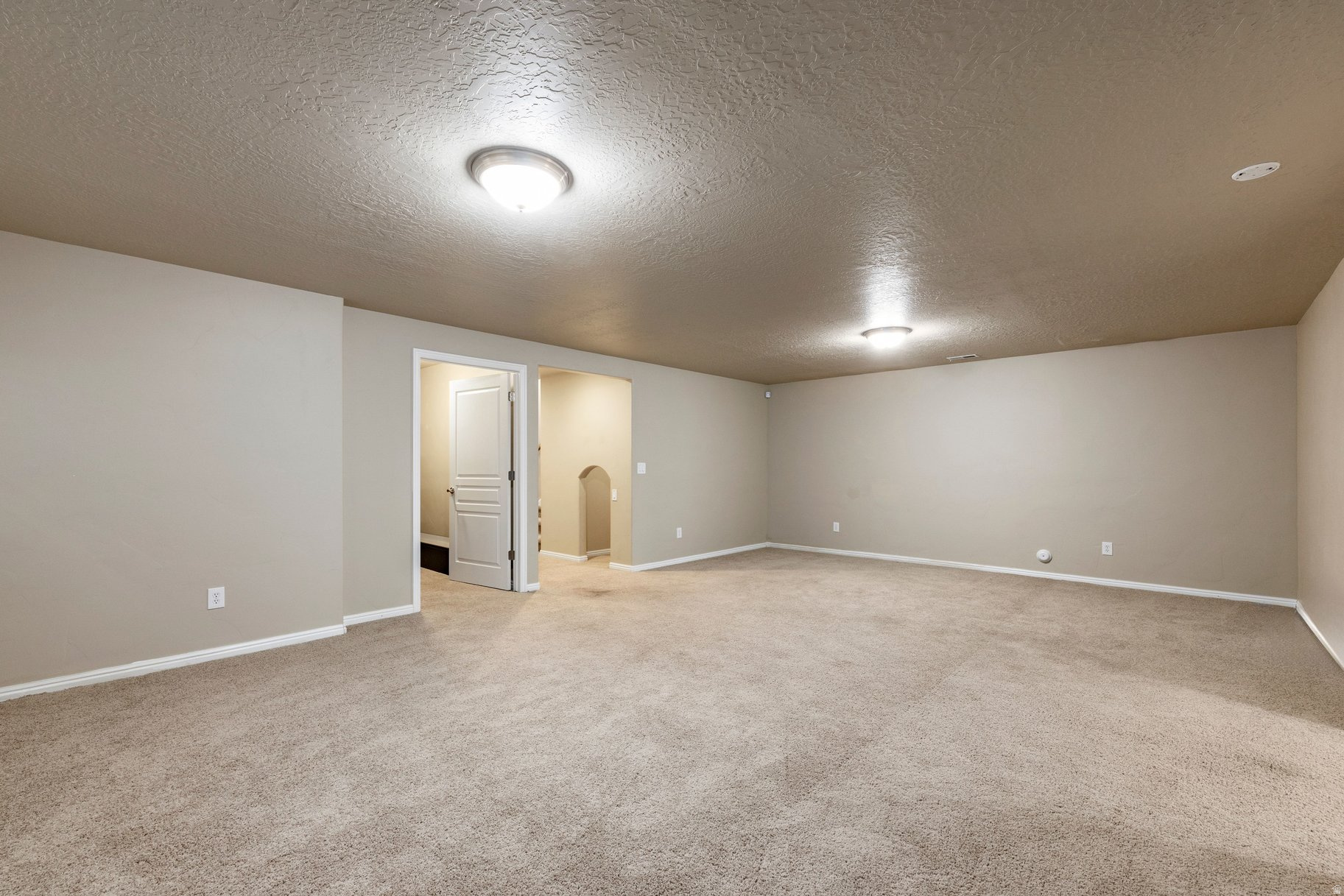 DAYBREAK GARDEN PARK - Residential