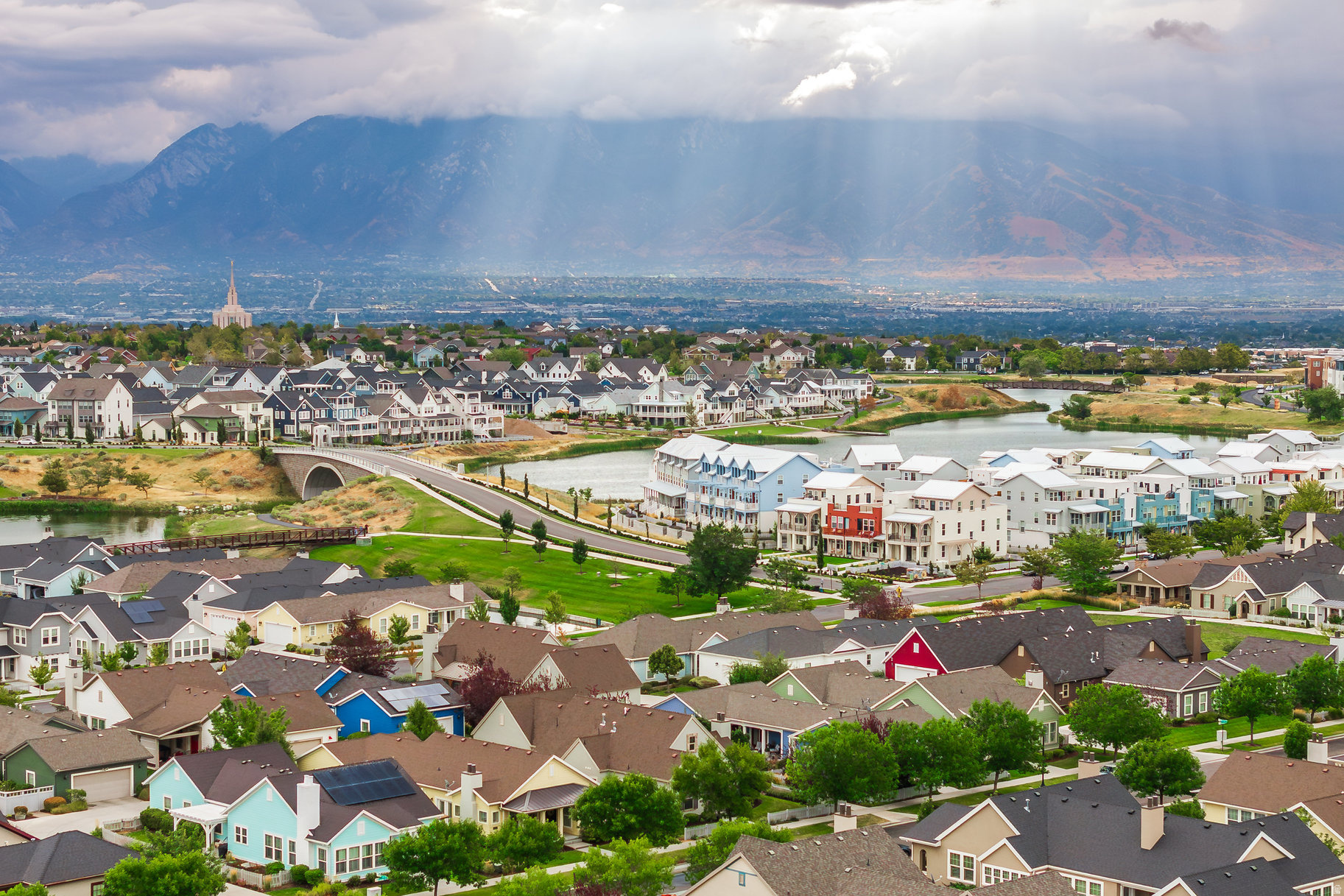 DAYBREAK GARDEN PARK - Residential