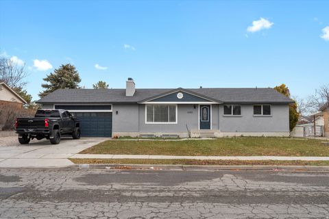 Photo of 3650 W JASMINE ST, West Valley City, UT 84120 (MLS # 2126431)