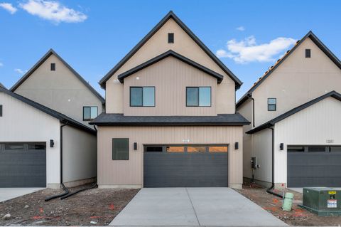 Tiny photo for 2332 N SUNMORE WAY, Lehi, UT 84048 (MLS # 2125819)