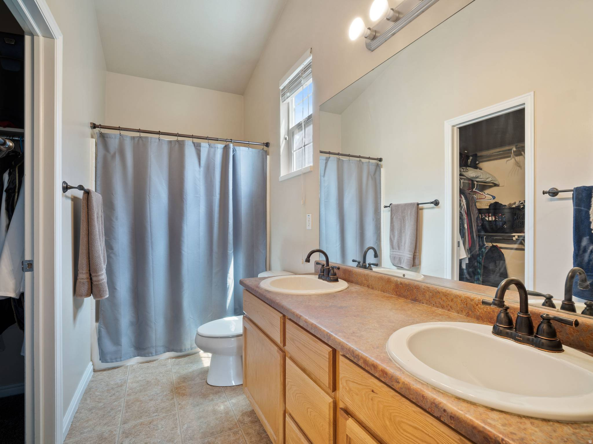 COVENTRY AT FOXBORO - Residential