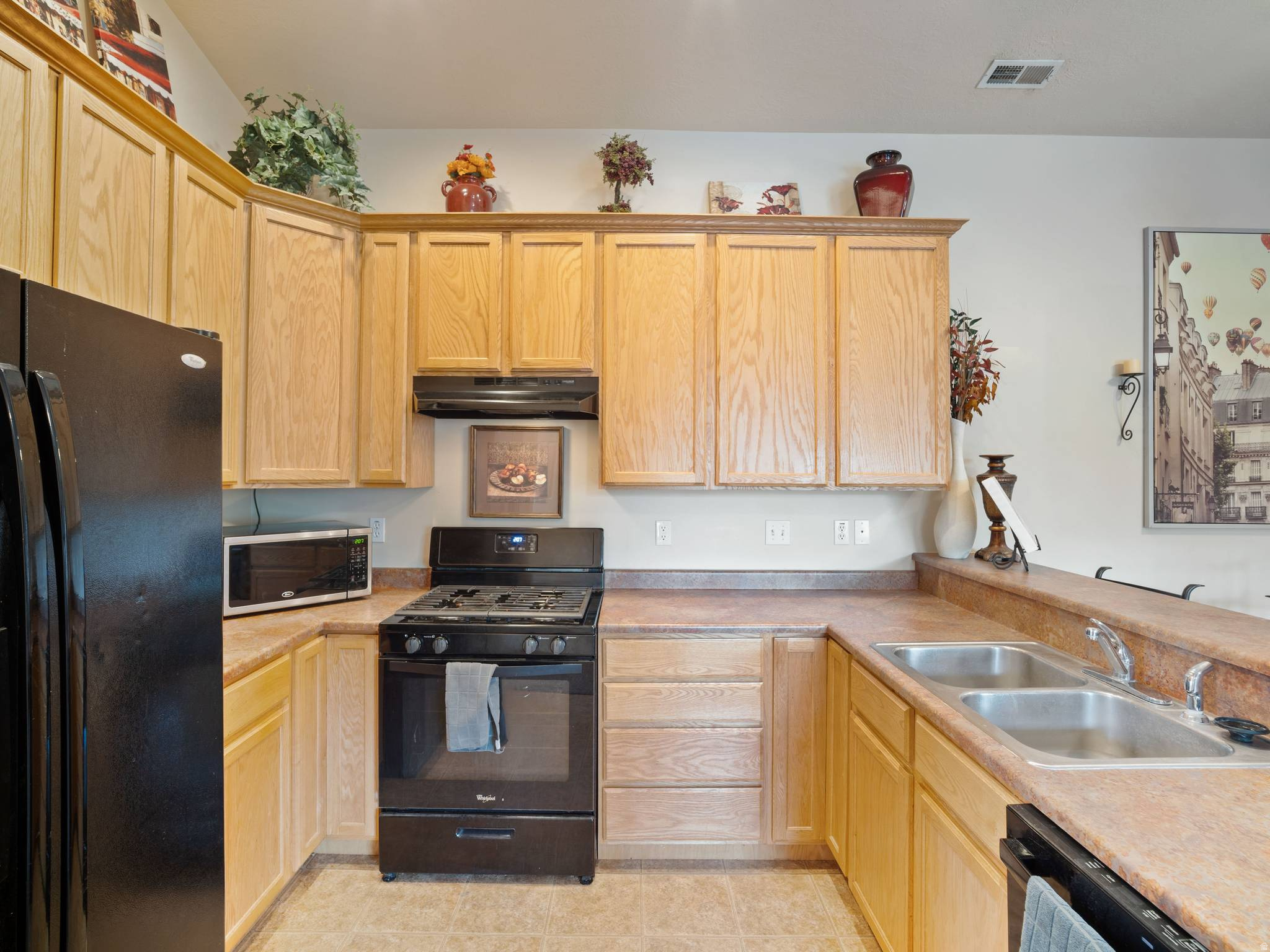 COVENTRY AT FOXBORO - Residential