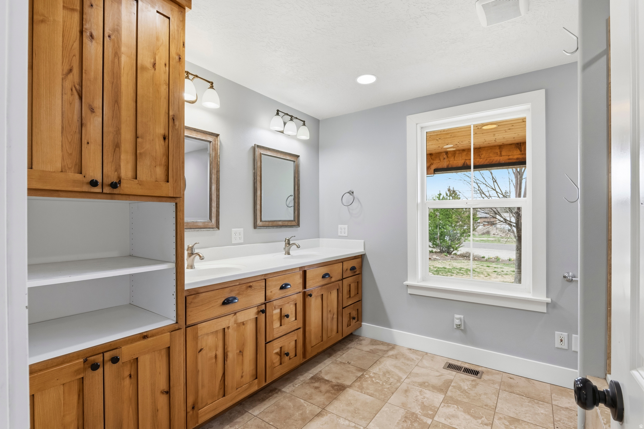 YOUNG PROPERTY - Residential